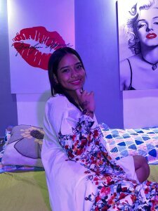 kiara_priya Public Kuva 3