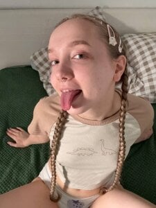 bambi_lu baby dinosaur 🦖 Pic 4