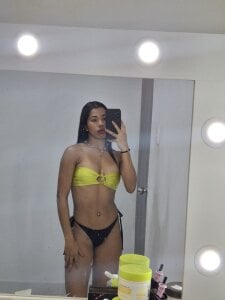 perla_brunette1 A little of me Pic 3