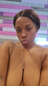 Public od Kourtneyk  2 snímek