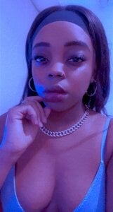 Browneyedxbhab Public . fénykép