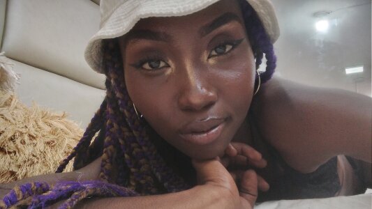 AliceSpear Sexy Ebony Pic 3