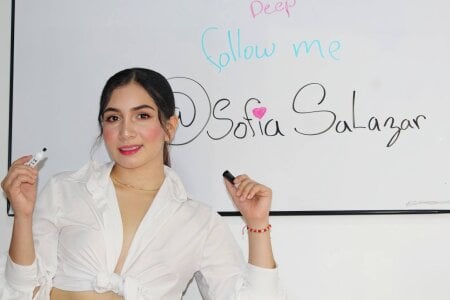 Sofia__Salazar kullanıcısının YOUR SEXY SCHOOLGIRL albümü -  6 fotoğraf