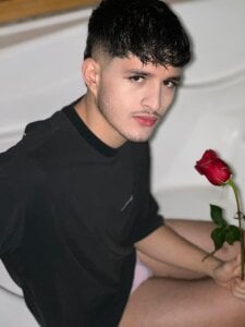 LiamMuller would you accept this beautiful rose? 사진 2