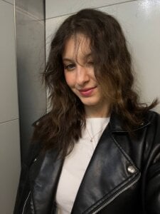 LouiseChavez kind of love صورة واحدة|LouiseChavez kind of love صورتان|LouiseChavez kind of love  4 صور|LouiseChavez kind of love  4 صورة