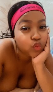 lennacooper🤫 I just woke up and took some pictures 🤭🤫 Bild 4