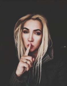 Luna__Lewis portraits of your queen Foto