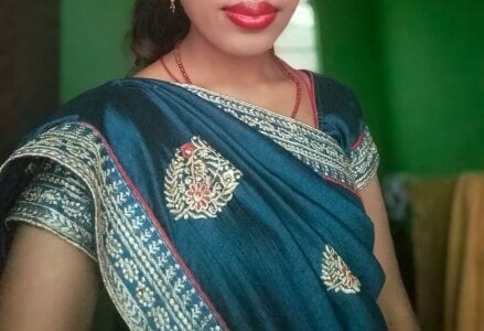 Puja_1230 Public Pic 4