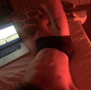 Maksiii-all Public Hình 3