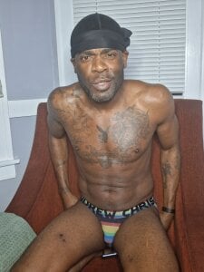 adhddon HimUpStairs Pic 5