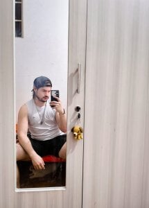 Derek_VowPublic Bild 3