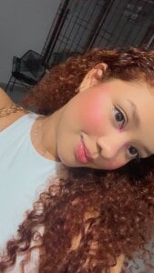 zulyjones Public รูป  7