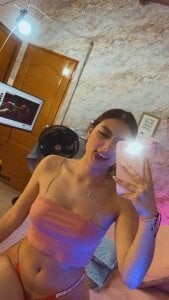 Nicoletta_Whitee 💫 Undressing Eyes Pic 3