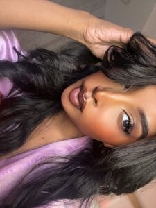 AriNova- Ari👄 Pic