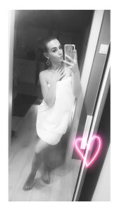 Queen_off_money Public Pic 2