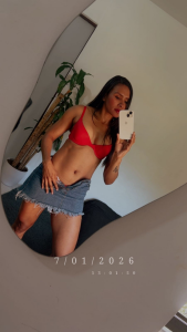 Tatiana_bram_your favorite queen in red 😏❤️😏图片 2