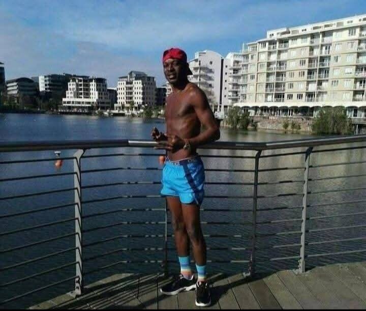 Y3ntieobiaaPublic图片