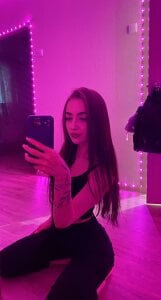 Anora_Lyubov Public Pic 6