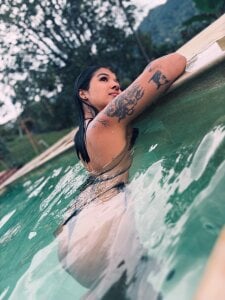 AliceWalker_11 Public Foto