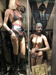 LadyTatiana_Madam Public Pic 4