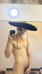 Samuel_up01 hallowen hot Pic