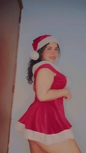 Sasha_Picot17 Ready For Christmas Pic