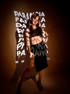 TiffannySins illuminated skin зображення 4