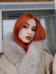 LovelytLuna Public Pic 2