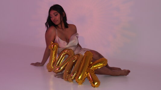 Isabella_fasilier 100k🎊💫🎊 Pic 3