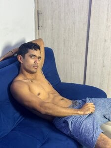 jossi12345j Public Pic