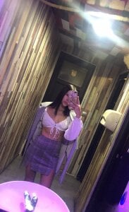 SashaLuvv Public Pic 2