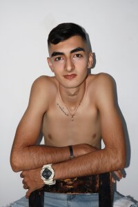 DimitryHank kullanıcısının Me albümü -  7 fotoğraf