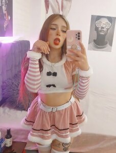 NaomiCandy Your sexy bunny Pic 2