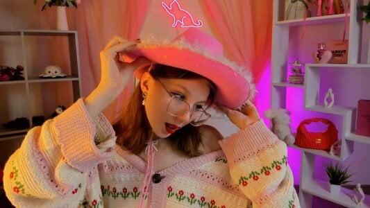 ElliFrankenweenie pink doll Foto 5