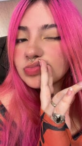 NaomiandTsuki Tsuki 🍒 Pic