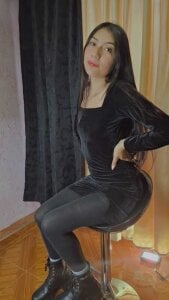 Emma_Nm Public Pic 4