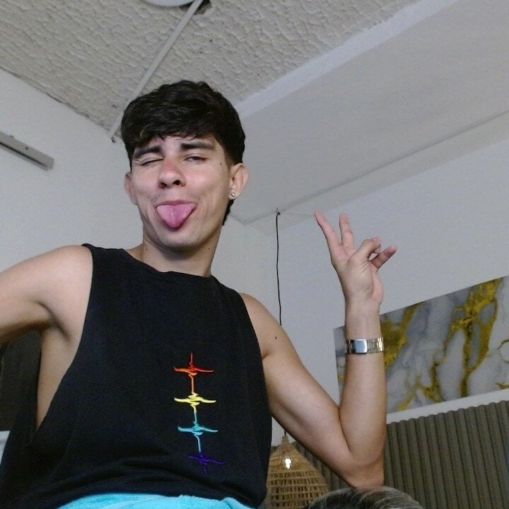 Dyla_n18 adlı kullanıcının viral fotoğrafları:  2502