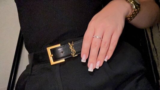 BootyTrisha My nails💕 Pic