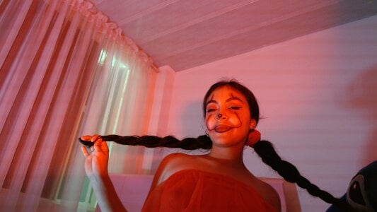 emy_brunette your lovely clown 🤡 Pic 2