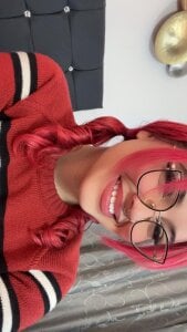 SharonFenix Red🔥 Pic 2