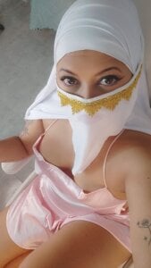 Naylanoor's XXX Nude Photo 1