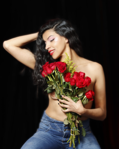 aitana_garcia_ your Valentine's gift or roses, which do you choose? Foto 2