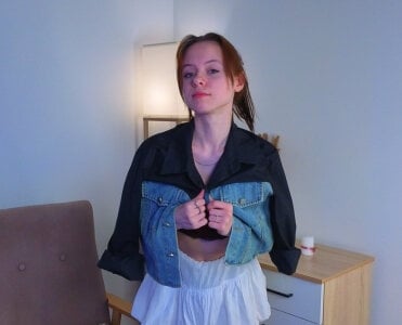 TiannaBorlace Insolent lady Foto 6