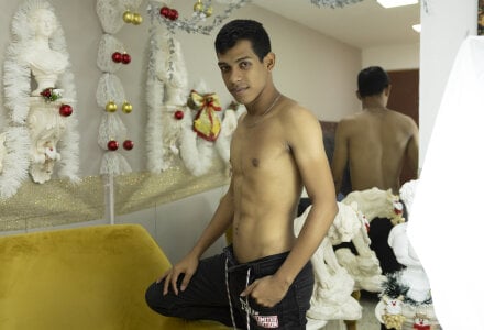 sven_basquia Welcome to my bedroom! Gambar 8