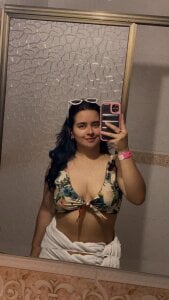 HANNAHBAKER00 Public Pic 6