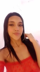 TINY_TAY Public Kuva