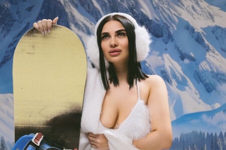 AdrianaTorres Hot in the Cold🔥 Pic