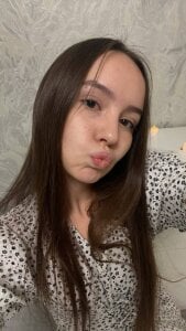 LisaSmiths "Silly Liza" in the good mood today! Pic 5