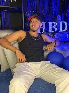 Brand_Collins HBD to ME 🎂 Pic 3