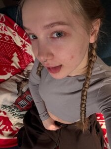 bambi_lu Christmas vibes🎄 Pic 2